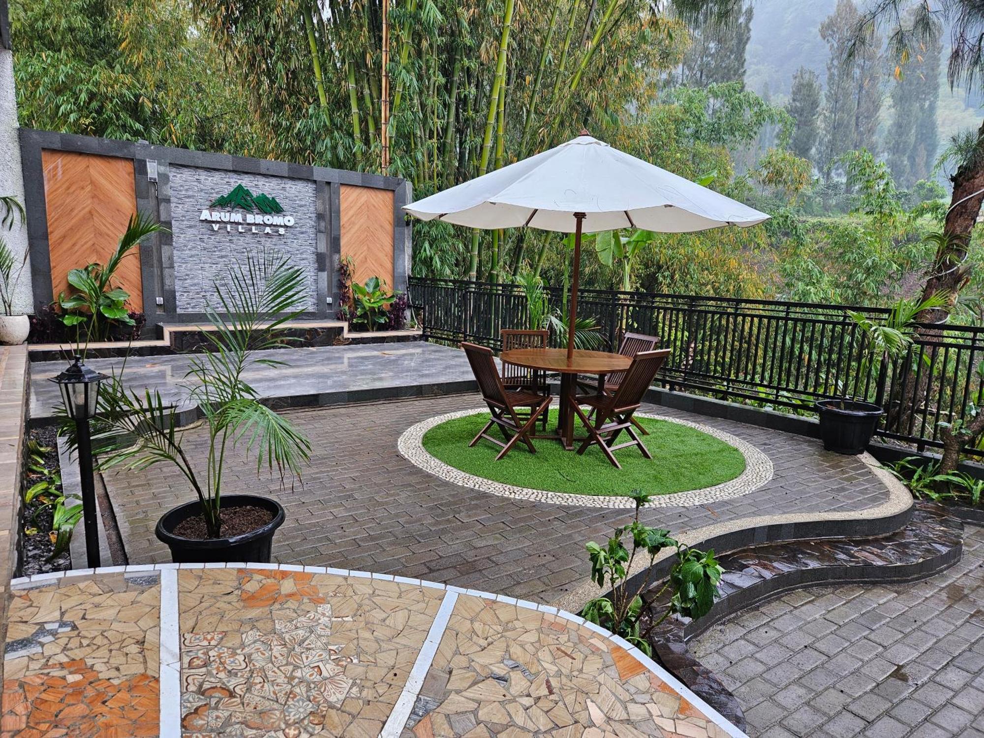 Arum Bromo Villas Ngadisari Exterior photo